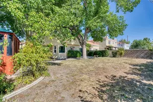 43954 Blue Sky Ct, Lancaster, CA 93536 - Photo 9