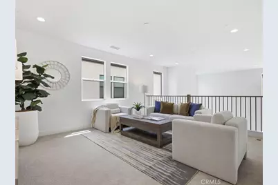 24208 N Corte Alegra, Valencia, CA 91354 - Photo 27