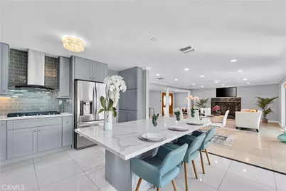 5525 Beckford, Tarzana, CA 91356 - Photo 13