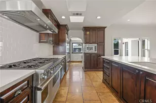 732 N Crescent Heights, Los Angeles, CA 90046 - Photo 11