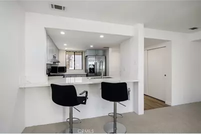 2023 N Via Miraleste #1022, Palm Springs, CA 92262 - Photo 5