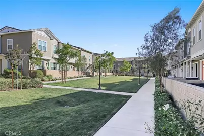 26425 Choral Lane, Saugus, CA 91350 - Photo 35