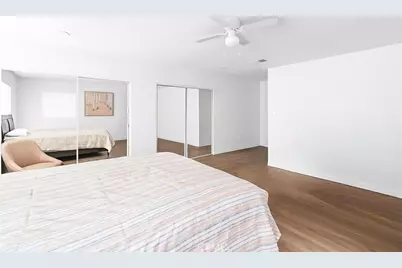 15219 Willard, Van Nuys, CA 91402 - Photo 13