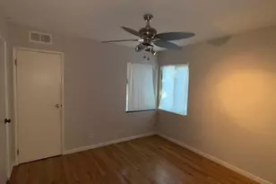 1032 W Avenue J5, Lancaster, CA 93534 - Photo 9