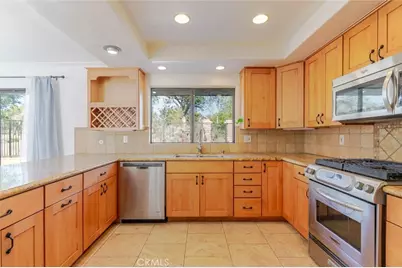 310 Susan Court, Palmdale, CA 93551 - Photo 7