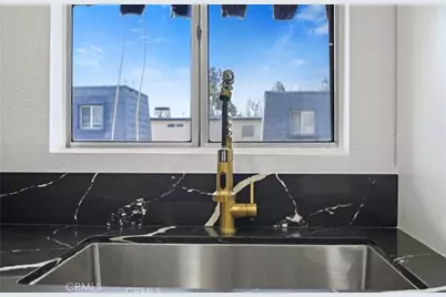 18530 Hatteras Street #333, Tarzana, CA 91356 - Photo 13