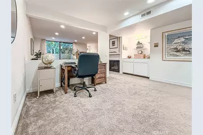 22038 Vanowen Street #113, Woodland Hills, CA 91303 - Photo 5