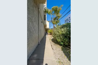 1900 Vine #214, Los Angeles, CA 90068 - Photo 37