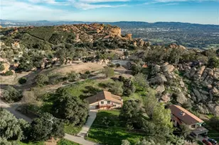 7254 Studio Rd, Canoga Park, CA 91304 - Photo 35