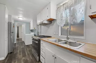 45415 16 28th, Lancaster, CA 93534 - Photo 11