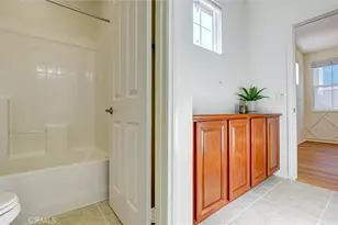 24509 Rosette Ln, Valencia, CA 91354 - Photo 41