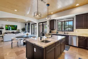 9661 Shoup Ave, Chatsworth, CA 91311 - Photo 27