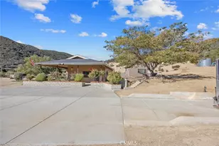 11551 Lonesome Valley, Leona Valley, CA 93551 - Photo 43