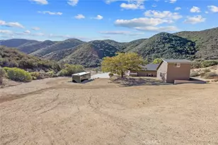 11551 Lonesome Valley, Leona Valley, CA 93551 - Photo 47