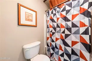 2158 Cypress, Lancaster, CA 93535 - Photo 17