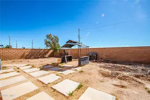 2158 Cypress, Lancaster, CA 93535 - Photo 25