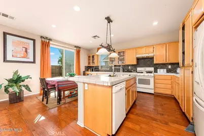 2158 Cypress, Lancaster, CA 93535 - Photo 9