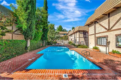 24420 Victory #5, Woodland Hills, CA 91367 - Photo 41