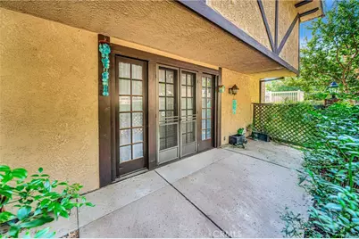 24420 Victory #5, Woodland Hills, CA 91367 - Photo 37