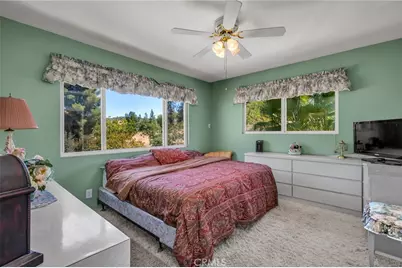 22051 Mulholland Way, Woodland Hills, CA 91364 - Photo 17