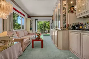 22051 Mulholland Way, Woodland Hills, CA 91364 - Photo 11