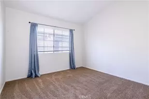 18347 Saticoy, Reseda, CA 91335 - Photo 15