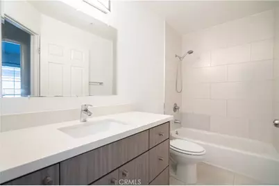 18347 Saticoy #28, Reseda, CA 91335 - Photo 11