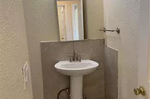 8580 Jacaranda Ave, California City, CA 93505 - Photo 31