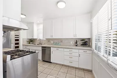 18638 Malden, Northridge, CA 91324 - Photo 9