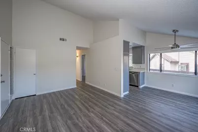 18033 Sundowner Way #630, Canyon Country, CA 91387 - Photo 3