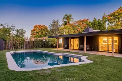 23623 Ladrillo, Woodland Hills, CA 91367 - Photo 53