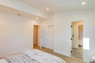 23623 Ladrillo, Woodland Hills, CA 91367 - Photo 33