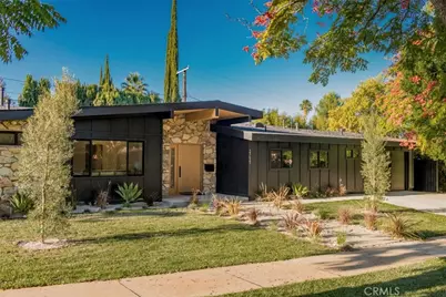 23623 Ladrillo, Woodland Hills, CA 91367 - Photo 5