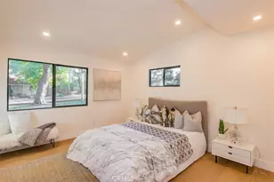 23623 Ladrillo, Woodland Hills, CA 91367 - Photo 31