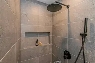 23623 Ladrillo, Woodland Hills, CA 91367 - Photo 35