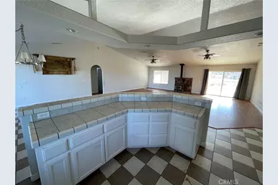 8354 White Road, Phelan, CA 92371 - Photo 5