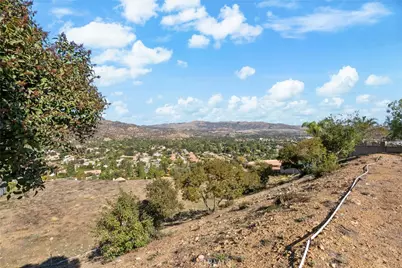 22451 S Summit Ridge Circle, Chatsworth, CA 91311 - Photo 5