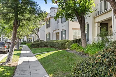 24120 Victoria #47, Valencia, CA 91355 - Photo 25