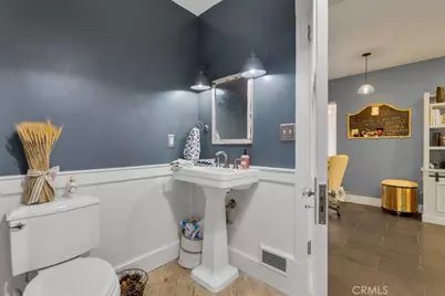 4267 Canoga Avenue, Woodland Hills, CA 91364 - Photo 21