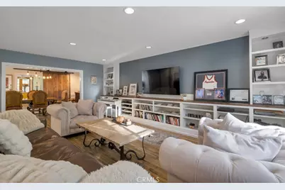 4267 Canoga Avenue, Woodland Hills, CA 91364 - Photo 7