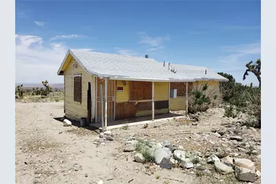 20649 E Avenue Y, Llano, CA 93544 - Photo 1