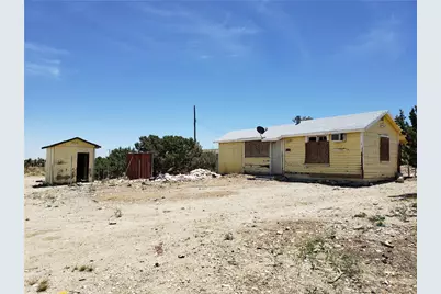 20649 E Avenue Y, Llano, CA 93544 - Photo 3