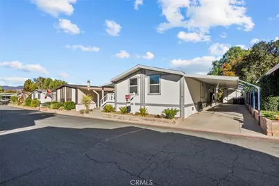31318 Lakehills Rd #8, Castaic, CA 91384 - Photo 3