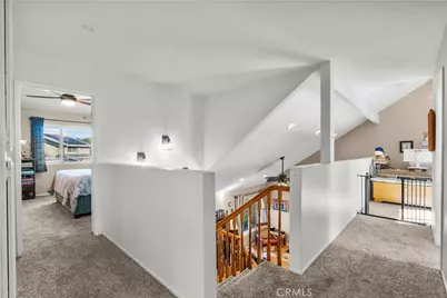 27547 Saffron, Saugus, CA 91350 - Photo 35