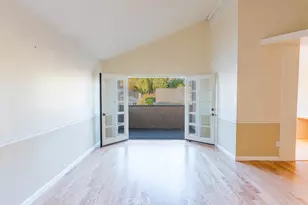 23132 Posada, Valencia, CA 91354 - Photo 31