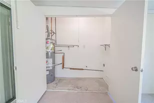 19433 Oak Crossing Rd, Newhall, CA 91321 - Photo 31