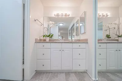 19433 Oak Crossing Road, Newhall, CA 91321 - Photo 19