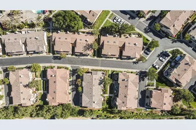 22754 Little Fall Court, Saugus, CA 91350 - Photo 23