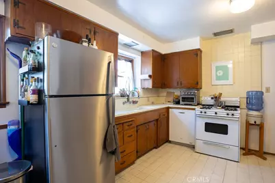 3735 Arbolada, Los Angeles, CA 90027 - Photo 17