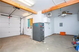 43635 Castle Cir, Lancaster, CA 93535 - Photo 41